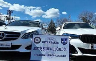 Diyarbakır’da ağır hasarlı araçları usulsüz...