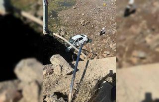 Diyarbakır’da otomobil köprüden düştü: 1 yaralı