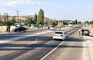 Doğanşehir’de iki araç çarpıştı: 2 yaralı