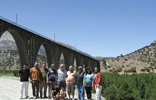 Doğaseverler Gölbaşı ilçesine hayran kaldı