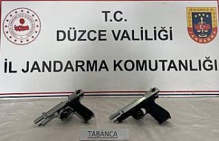 Düğünde havaya ateş edenler yakalandı