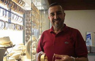 Düğünde takılan sahte ve gramajı düşük altınlarla...