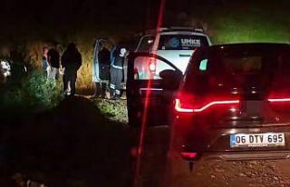 Düşen uçağın enkazını arama çalışmaları...