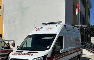 Düzce’ye yeni tam donanımlı ambulans tahsis edildi