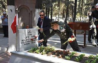 Edremit’te 15 Temmuz etkinlikleri şehitlik ziyaretiyle...