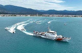 Edremit’te Kabotaj Bayramı tekne korteji ile kutlandı