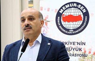 Eğitim-Bir-Sen Adana Şubesi zorunlu eğitim sistemini...