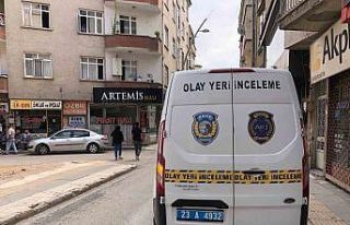 Elazığ’da dördüncü kattan düşen kadın hayatını...