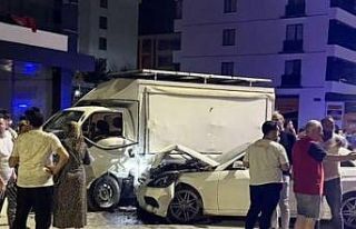 Elazığ’da pikap ile otomobil çarpıştı: 3 yaralı