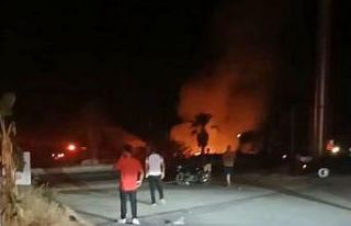 Elektrik trafosunda başlayıp otluk alana sıçrayan...