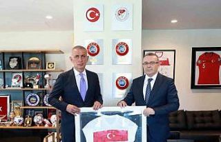 Emrullah Gölcük’ten TFF Başkanı Hacıosmanoğlu’na...