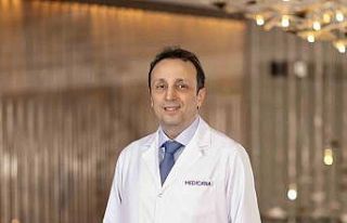 Erken teşhis için erkeklere "kendinizi muayene...