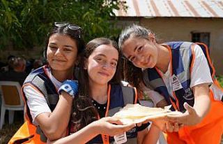 Erzincan’da öğrenciler köy yaşantısını test...