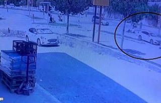 Erzincan’da otomobil ile elektrikli bisikletin çarpışma...