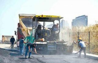 Esenyurt’un yolları yenileniyor
