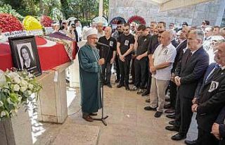 Eski CHP Milletvekili Lale Karabıyık son yolculuğuna...