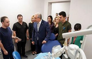 EÜ Diş Hekimliği Fakültesi, modern eğitimiyle...