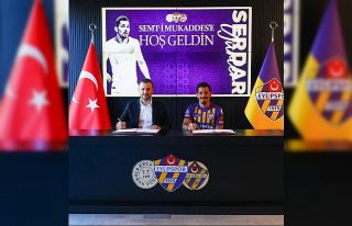Eyüpspor, Serdar Gürler ile 2 yıllık sözleşme...