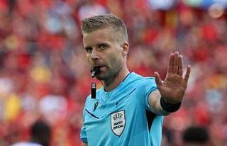 Feyenoord - Fenerbahçe maçını İsveçli hakem...