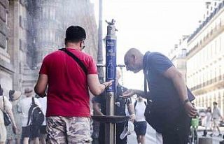 Fransa’da kavurucu sıcaklarda 2 kişi hayatını...