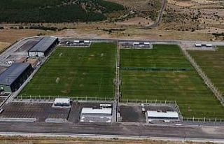 Futbol takımları, yeni sezon öncesi Erciyes Yüksek...