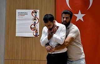 Gaziantep’te binlerce kişiye Heimlich manevrası...