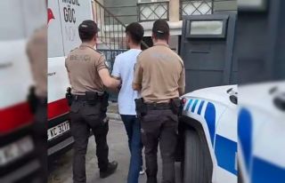 Göçmen kaçakçısı polisten kaçamadı