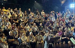 Gölcük Belediyesi TSM korosu kulakların pasını...