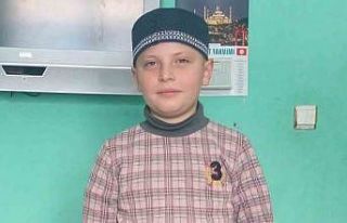 Gölette boğulma tehlikesi geçiren çocuğu imam...