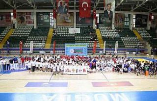 GSB yaz spor okulları açıldı