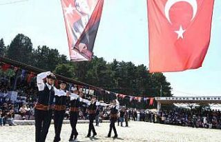 Gurbetçiler festivalde hasret giderdi