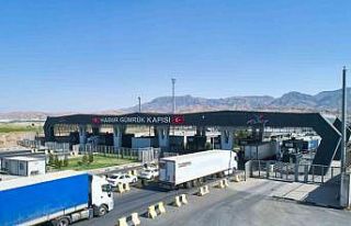 Habur’da dev kaçakçılık operasyonu: 122 milyon...