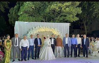 Hakim çift İznik’te dünya evine girdi