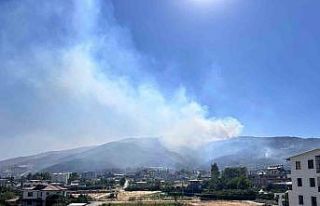 Hatay’daki orman yangını 30 saattir devam ediyor