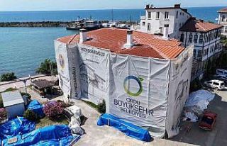 Haznedaroğlu Konağı’nda restorasyon sürüyor:...