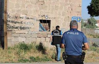 Husumetli iki grup arasında bıçaklı kavga: 1’i...