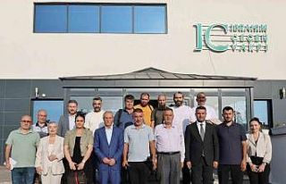 İbrahim Çeçen: "Bu topraklara borcumuzu eğitimle...