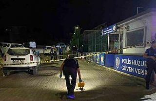 İlçe Emniyet Müdürlüğü önünde silahlı kavga:...