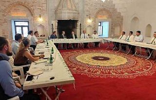 İlçe milli eğitim müdürlerinin katılımıyla...