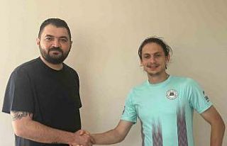 Isparta 32 Spor, orta sahayı güçlendirdi