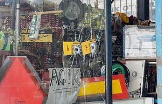 Isparta’da hırdavatçı dükkanı kurşunlandı