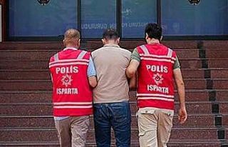 Isparta’da uyuşturucu ve ruhsatsız silah operasyonu