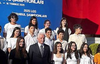 İstanbul Valiliğinden LGS birincilerine ödül