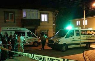 İşten dönen kadın evde iki kişinin cesediyle...