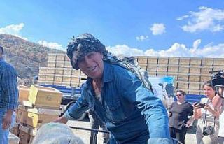 İzmir’de orman yangınlarından etkilenen vatandaşların...