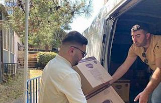 İzmir’deki yangından etkilenen hayvanlara, Bursalılar...