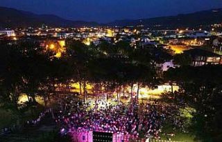 İznik’te nostaljik yaz akşamları başladı