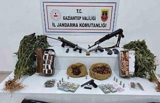 Jandarmadan uyuşturucu ve kaçakçılık operasyonları:...