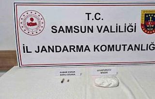 Jandarmanın arama yaptığı araçta uyuşturucu...