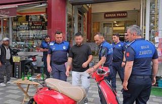 Kaldırım işgaline zabıta müdahalesi